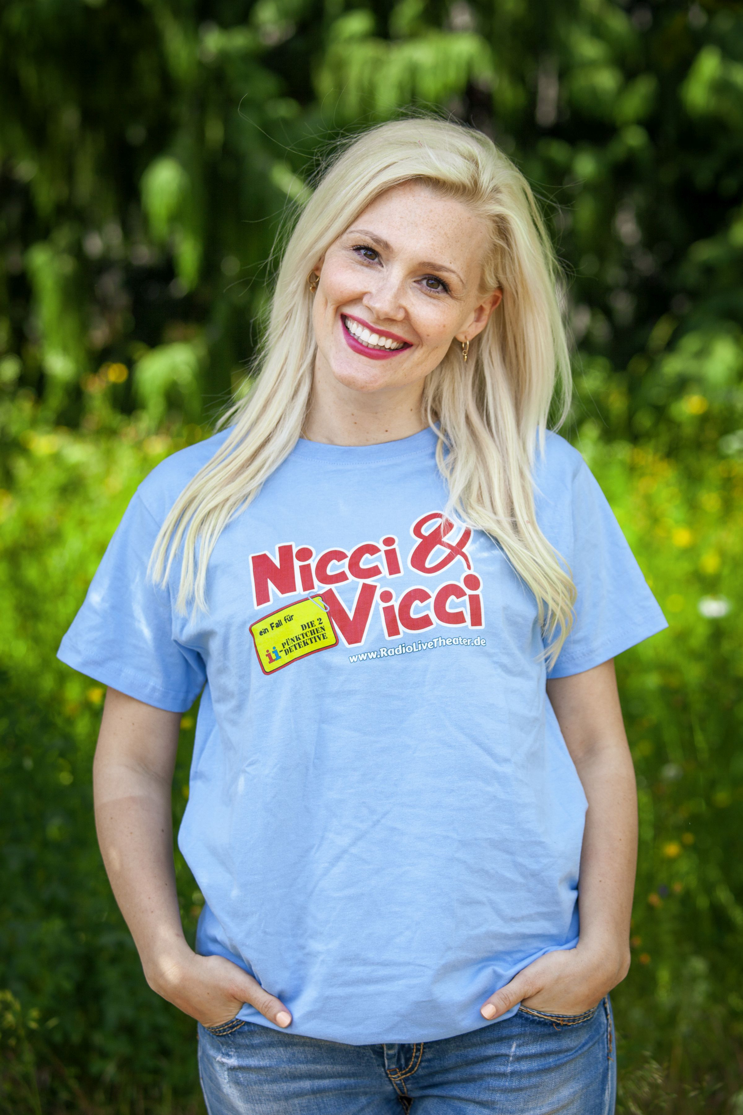 Nicci & Vicci und das Karpatenkalb - T-Shirt (XXL)